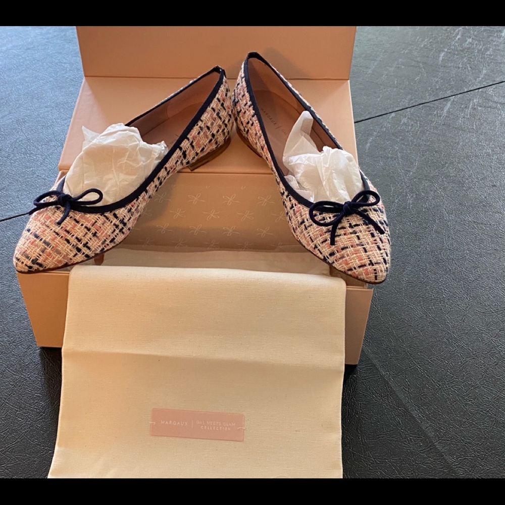 Margaux Point Flat - Girl meets Glam collection.